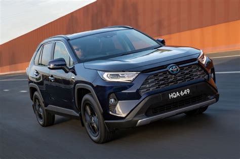 2020 Toyota Rav4 Gx 2wd Price And Specifications Carexpert