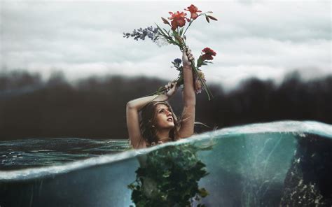 X Women Boobs Rose Flowers Water Underwater Split View