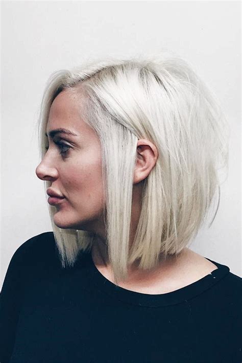 Round faces are characterised by a softer jaw line and equal dimensions; 40 Blonde Short Hairstyles For Round Faces | Short hair ...