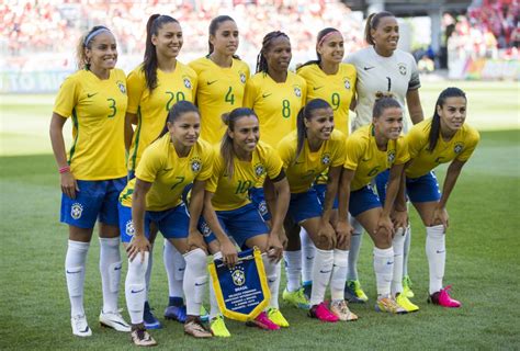 O objetivo do brasil é alcançar a medalha de ouro inédito. Seleção feminina bate o Canadá com dois gols de Marta ...