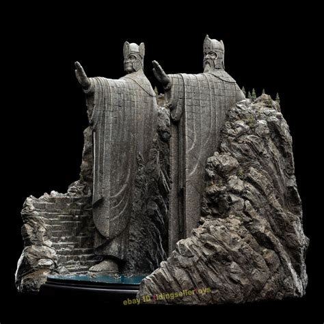The Argonath Gates Of Gondor The Lord Of The Rings Environment Statue