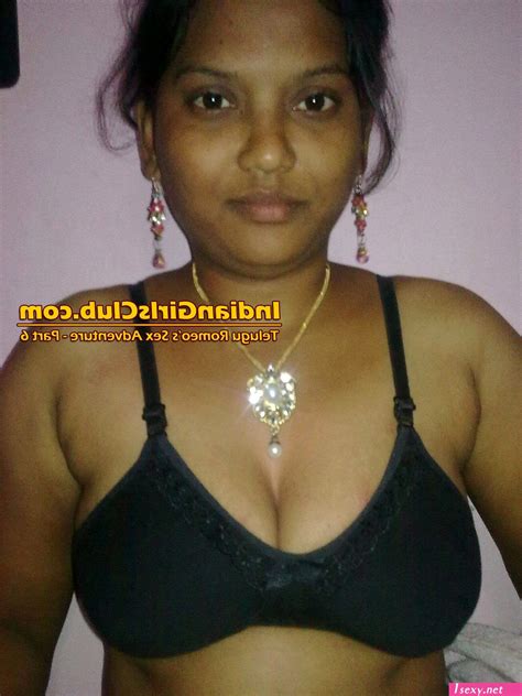 Andhra Pradesh Mature Aunty Exposed Her Naked Beauty Sexy Pics