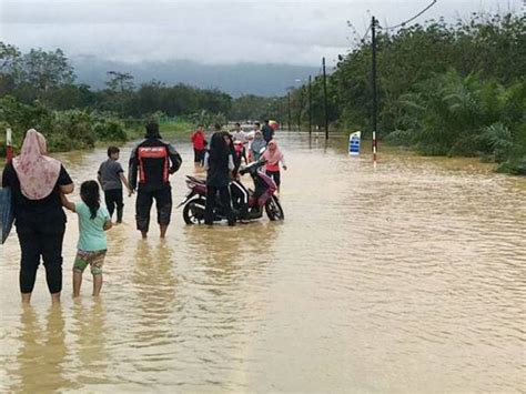 Sungai petani, kedah, malaysia kuala terengganu, terengganu, malaysia 31 may 2021, mon. Dua sungai di Terengganu melebihi paras bahaya