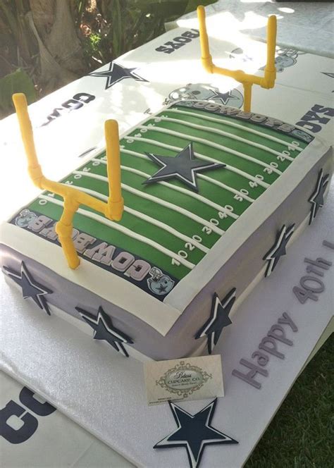 See more ideas about football birthday, football birthday cake, football cake. 10 Groom's Cakes for Football Fans | Dallas cowboys cake ...