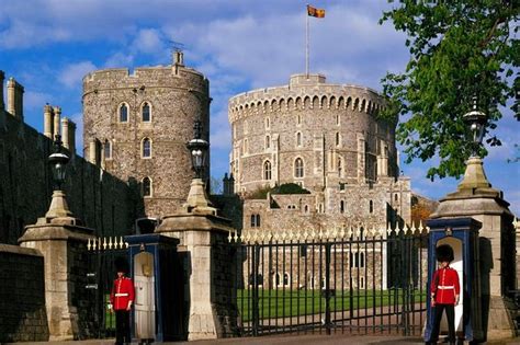 Windsor Castle And Hampton Court Palace Private Bespoke Tour From
