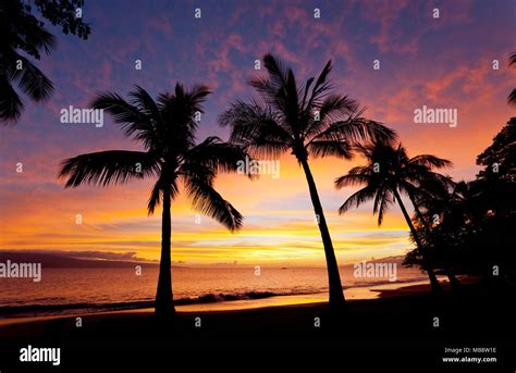 Sunset At Lahaina Maui Hawaii Stock Photo Alamy