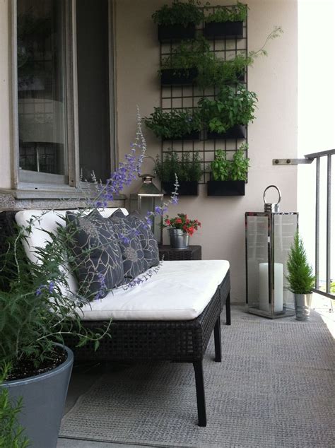 Yes, with these fantastic wall planter ideas that are about to be presented, you can achieve your very own mini garden. Balcony Ideas - Interior decoration ideas for balconies ...