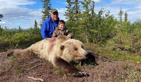 Home Alaska Big Game Hunting