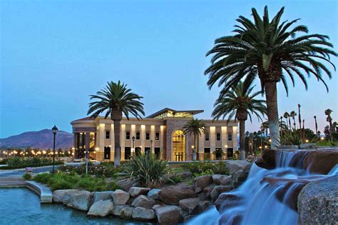 According to the methodology established by niche for its 2021 best small colleges in america rankings, a small some of the best small colleges include: La Sierra University - video, rankings, stats | It's Nacho