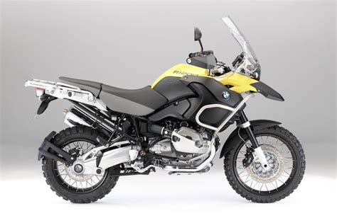 Motorcycle specifications, reviews, roadtest, photos, videos and comments on all motorcycles. Foto: BMW R 1200 GS Adventure (vergrößert)