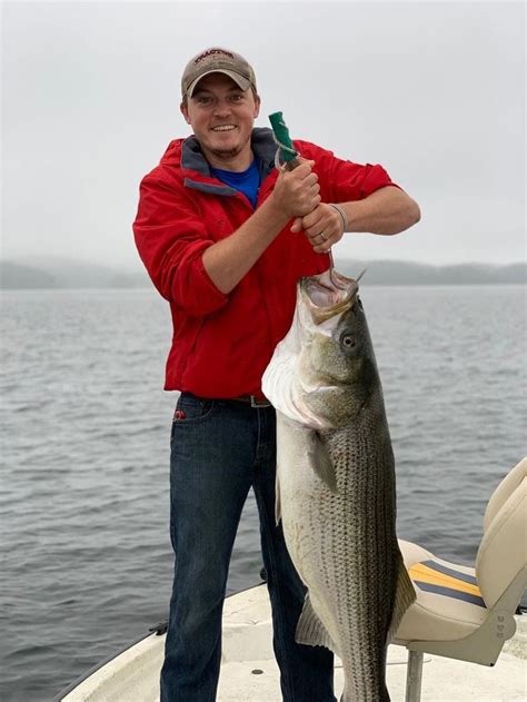 Tj Ruhter Catches 42 Lb Striped Bass On Lake Ouachita Thv11 News