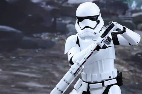 Finn Stormtrooper Star Wars Hot Toys Figurines Hypebeast