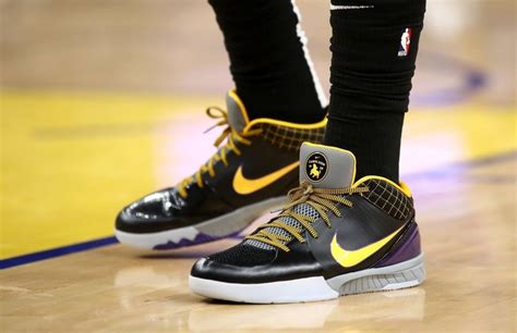Anthony Davis Wears Carpe Diem Nike Kobe Bryant Shoes In Lakers Win