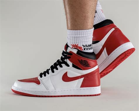 Nike Air Jordan1 Retrohighog Heritage