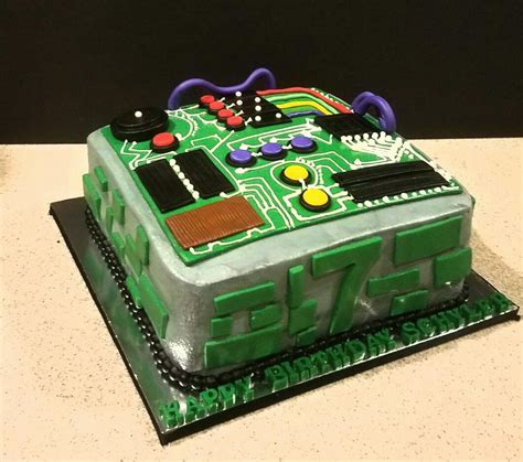 Circuit Board Cake Computer Geek Computer Cake Cake Themed Cakes