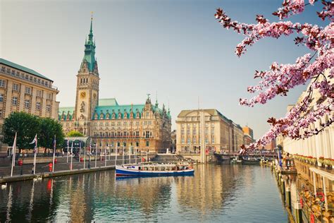 Where To Find The Hamburg Cherry Blossoms 2024 Guide Solosophie
