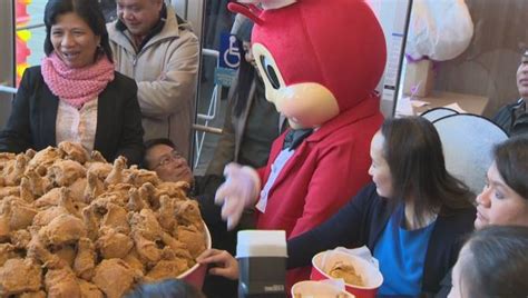 Jollibee Expands In Canada Opens First Toronto Location Toronto