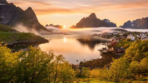 Paisaje En Noruega Atardecer En Las Montañas Fondo De Pantalla 4k Ultra