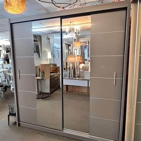 Nice Looking Wardrobes Available For Sale In Cf10 Cardiff Für 229