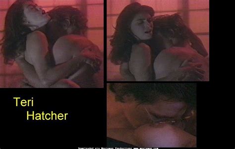 Nackte Teri Hatcher In The Cool Surface
