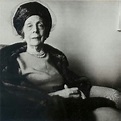 Dame Edith Evans 1967 'The Whisperers' | Diane arbus, Best actress ...