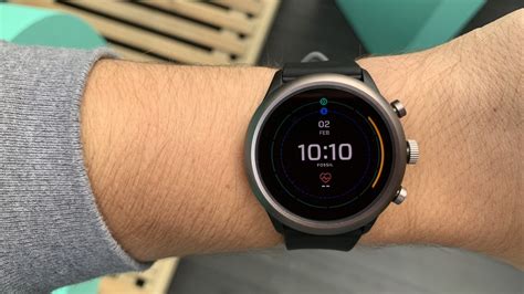 From early mornings at the gym, late meetings in the office, family dinners and date nights, these watches keep your style looking fresh through it all. Fossil Sport first look: A sporty smartwatch that doesn't ...