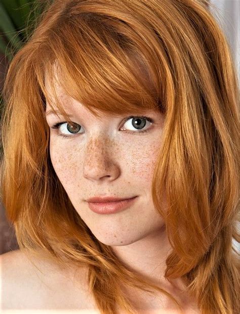 Pin By Charlie Zimmerman On Freckles Red Haired Beauty Beautiful Red