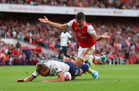 The club's social media team have been milking it for all it's it's a picture which summed up arsenal's superior second half performance, and highlighted the ineffectiveness of tottenham top scorer kane. Arsenal: The important consequence of Harry Kane 'dive' debate