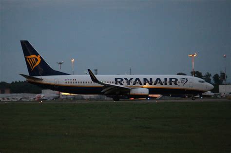 ei fir boeing 737 8as ryanair east midlands airport lei… flickr