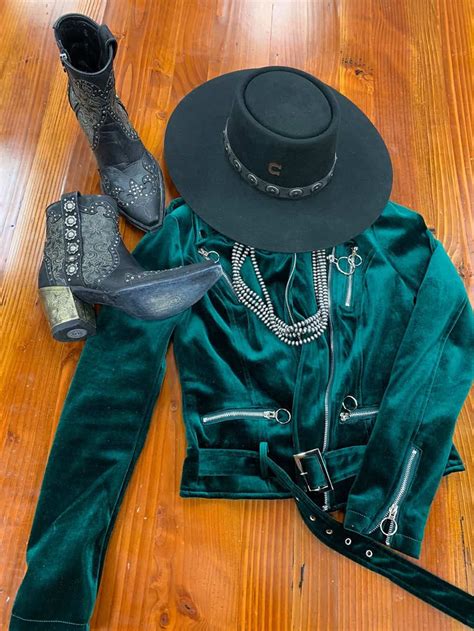 Nfr Fashion With Charlie 1 Horse Hats Cowgirl Magazine