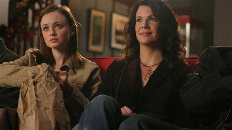 10 Gilmore Girls Moments That Will Totally Make You Cringe Now Glamour