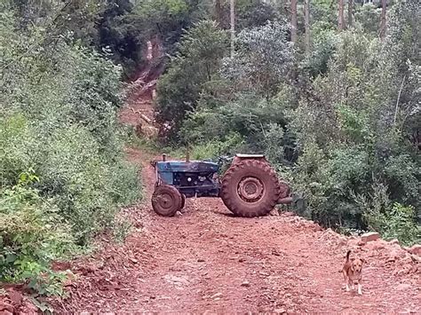 Acidente Com Trator Vitima Agricultor Na Localidade De Itacolomi Interior De Vacaria Rádio