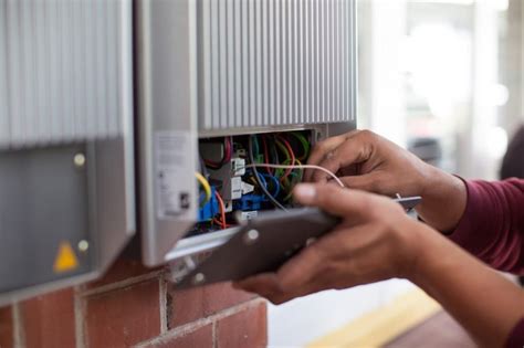 Pelatihan Electrical System Power Inverter Cv Diorama Success