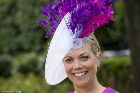 Royal Ascot Racegoers Go For Glam In Bright Colour And Big Hats Daily Mail Online
