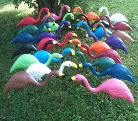 Plastic Yard Flamingos Pairs You Pick The Colors Yard Flamingos Flamingo Yard Art Flamingo
