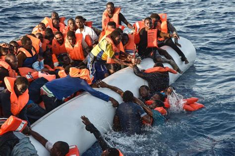 Migrants au moins morts et disparus en Méditerranée dans un naufrage Le Parisien