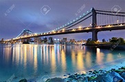 Manhattan Bridge spanning the East River towards Manhattan in New York ...