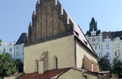Staronová Synagoga — The Old New Synagogue Prague