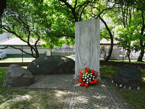 Warsaw Uprising Monument Commemorating The Victims Of The  Flickr