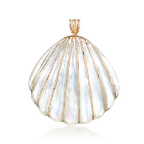 Mother Of Pearl Seashell Pendant With Mm Cultured Pearls In Kt