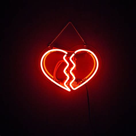 Broken Heart Neon Sign - Neon X