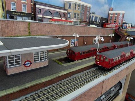 London Underground Model Model Railway Model Trains Model Train Layouts