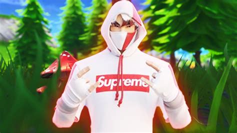 This video will teach you how to get the supreme ikonik outfit in fortnite battle royale. Supreme iKonik - YouTube