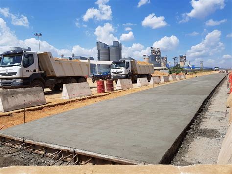 Dangote Hailed Over Longest Concrete Road Project In Nigeria