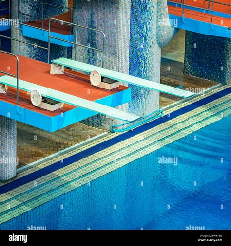 Diving Boards Hi Res Stock Photography And Images Alamy