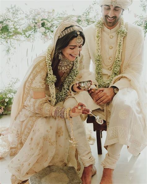 Ranbir Kapoor And Alia Bhatts Unseen Wedding Pictures Check Out The Couples Dreamy Photos And