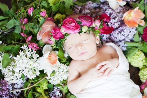 Fragrant Flower Names For Boys And Girls With Meanings