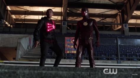 Primer Vistazo Al Nuevo Firestorm En The Flash