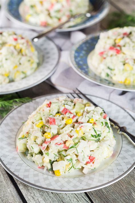 Stir in the onion, celery, tomato, crab meat, mayo, then salt and pepper to taste. Russian-Style Imitation Crab Salad | Crab salad, Imitation ...