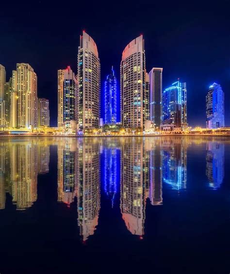 Dubai Marina Bay Uae Stock Photo By ©boule1301 134235354
